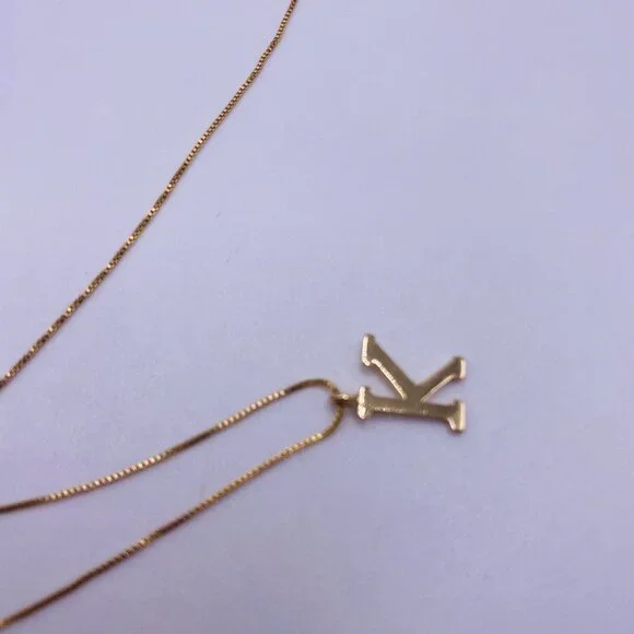 Aura Brand Gold Tone K Intial Pendant Long Necklace 28” New - Picture 4 of 4
